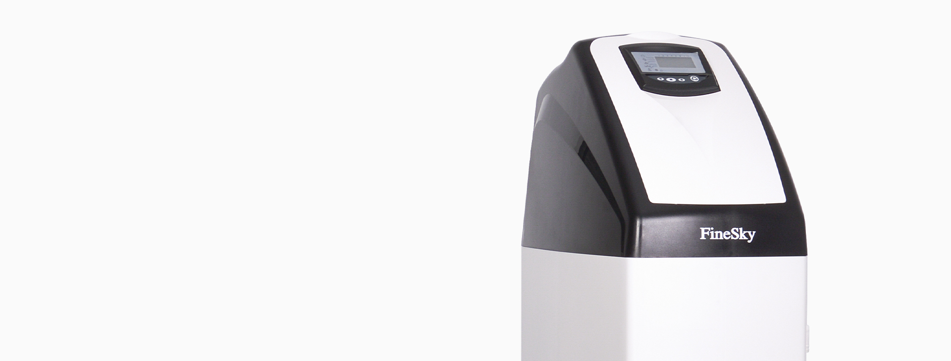 <h4>特有假日模式<br></h4>
<p>開啟假日功能模式，用戶長時間外出不使用軟水機時，設備會定期自動清洗，對樹脂進行殺菌，保證樹脂不受污染，避免死水。</p>